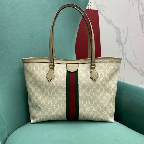 Чанта Gucci Ophidia серия средна GG 631685 светло сива