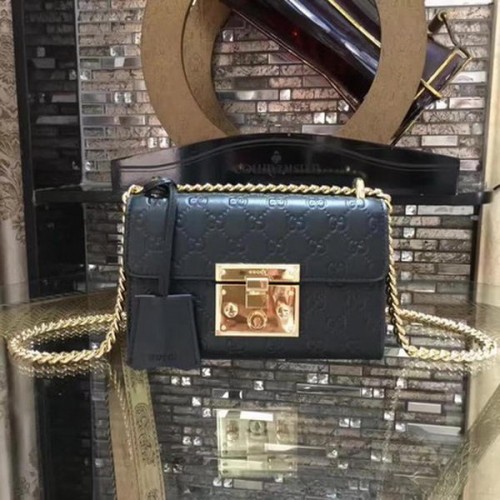 Чанта за през рамо Gucci Padlock Gucci Signature Mini 409487 Черна