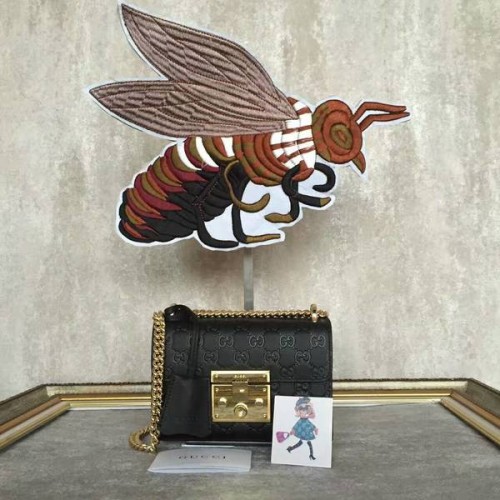 Чанта за през рамо Gucci Padlock Gucci Signature Mini 409487A Черна