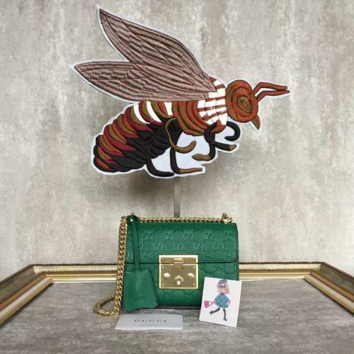 Чанта за през рамо Gucci Padlock Gucci Signature Mini 409487A зелена