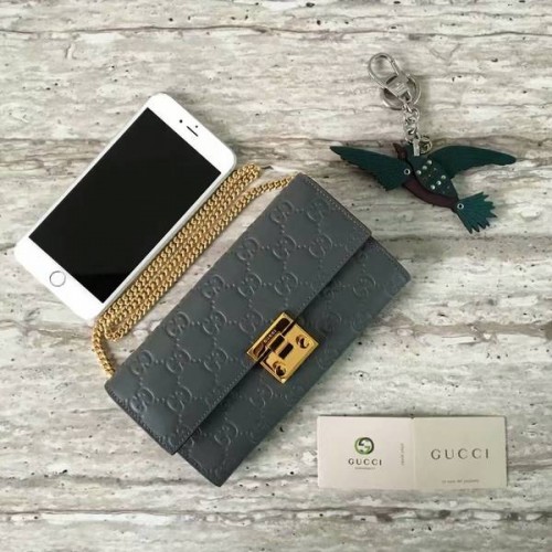 Кожен портфейл Gucci Padlock от овча кожа 453506 сив