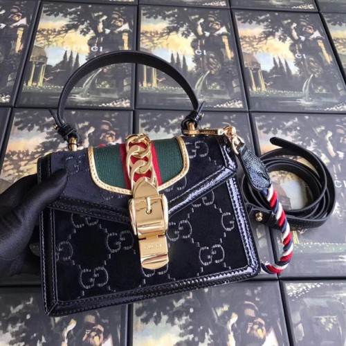 Gucci Sylvie GG кадифена мини чанта 470270 черна