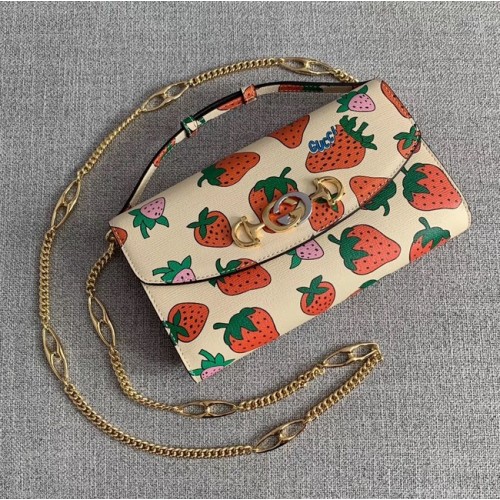 Чанта Gucci Zumi Strawberry print 572375