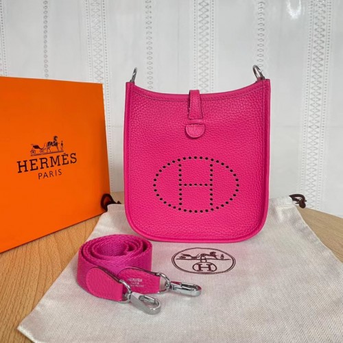 Hermes Evelyne оригинална кожена мини чанта за през рамо H15698 в горещо розово
