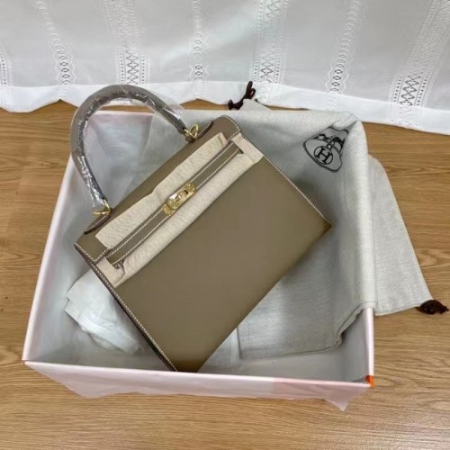 Hermes Kelly 25 см чанта през рамо Epsom KL2755 Elephant Grey&златист метал