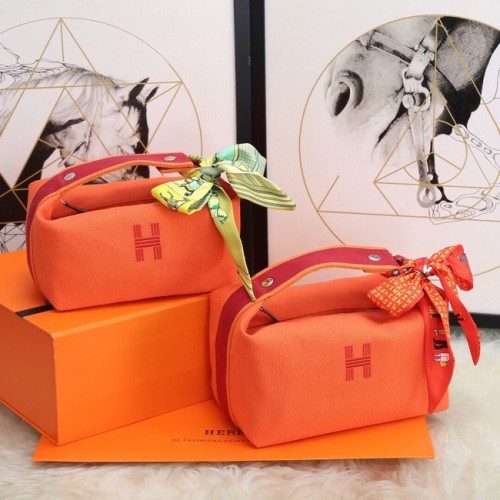 Hermes TROUSSE BRIDE-A-BRAC 25699 оранжев