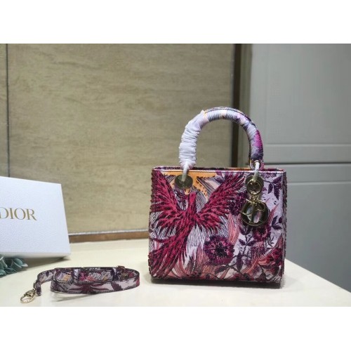 LADY DIOR бродирана едър косъм кожа M0565-11
