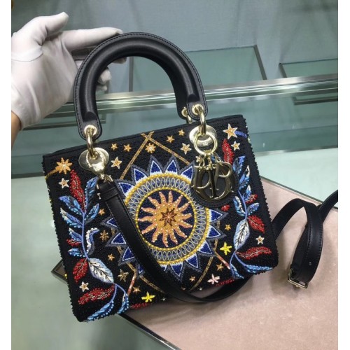 LADY DIOR бродирана едър косъм кожа M05651