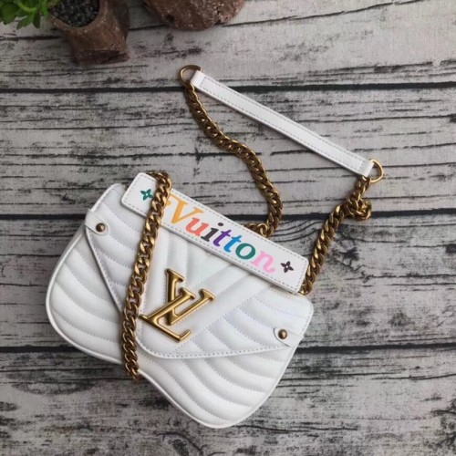 Чанта Louis Vuitton New Wave Chain MM M51945 бяла