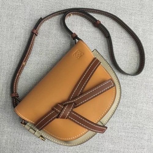 Чанта през рамо Loewe Original Leather 8088 жълта