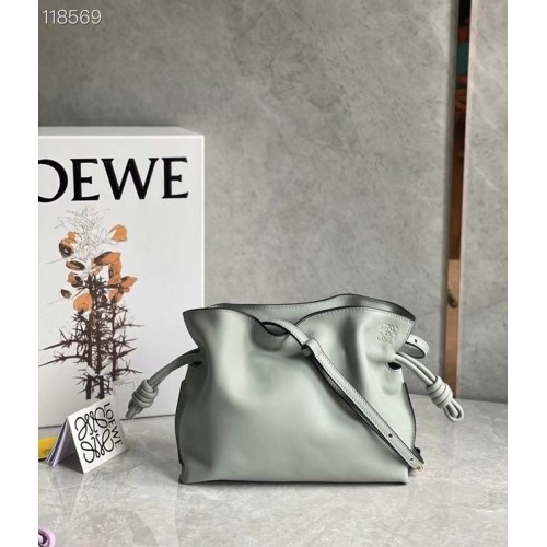 Чанта Loewe Lucky Bags Original Leather LE0539 светло сива