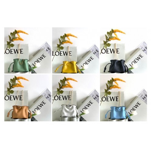 Чанта Loewe Lucky Mini от оригинална кожа LE10198