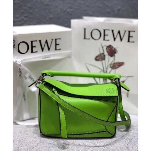 Чанта Loewe Mini Puzzle Original Leather B9125 зелена