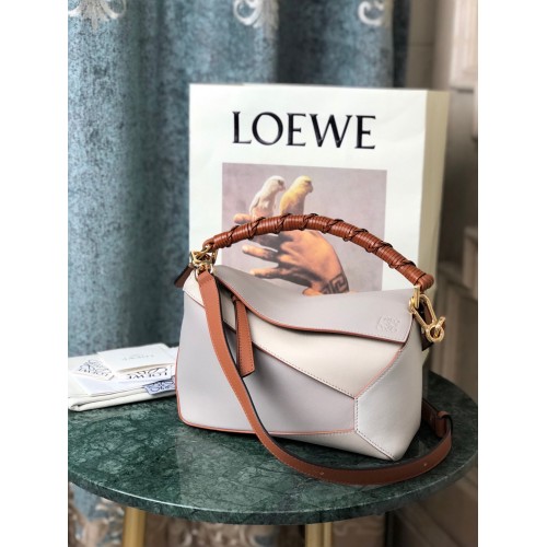 Чанта Loewe Puzzle Original Leather 061836 Cream