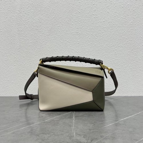 Малка чанта-пъзел Loewe Original Leather A6125 сива