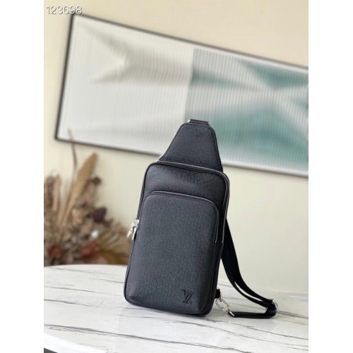 Чанта Louis Vuitton AVENUE SLING M30859 черна