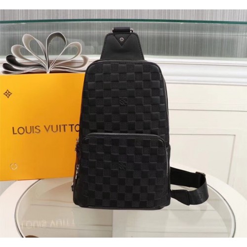 Чанта Louis Vuitton AVENUE SLING N41720 черна