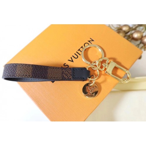 Чанта Louis Vuitton с висулка и ключодържател M65224
