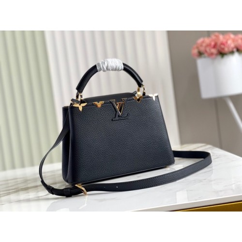 Чанта Louis Vuitton CAPUCINES BB M48868 черна