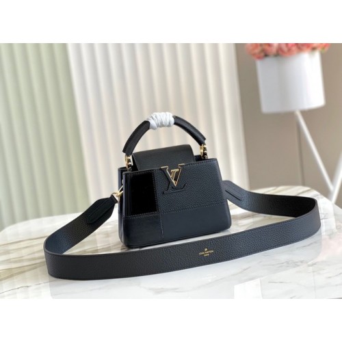 Чанта Louis Vuitton CAPUCINES MINI M59268 черна