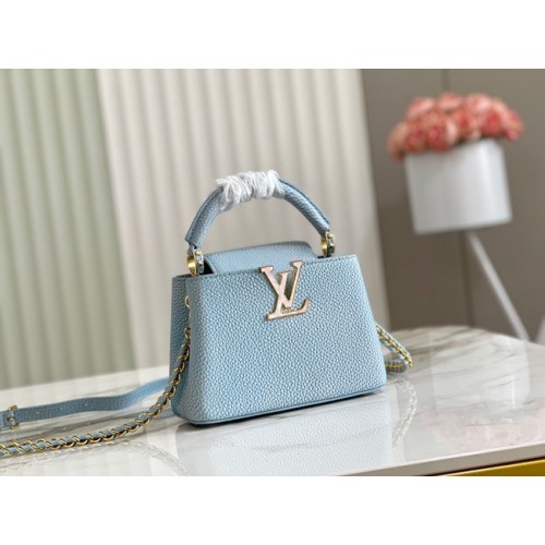 Чанта Louis Vuitton CAPUCINES MINI M81190 светло синя