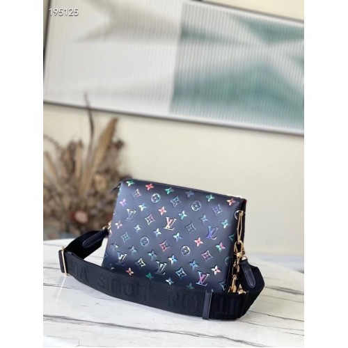 Чанта Louis Vuitton CUSHION PM M21209 черна