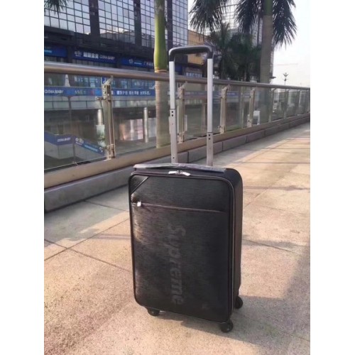 Чанта Louis Vuitton Epi Leather PEASE LEGERE M66859 черна