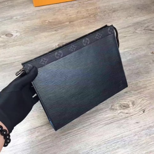 Louis Vuitton Epi кожа POCHETTE VOYAGE MM M67736 черен