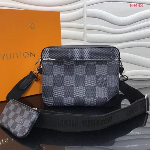 Чанта Louis Vuitton MESSENGER M69443 черна
