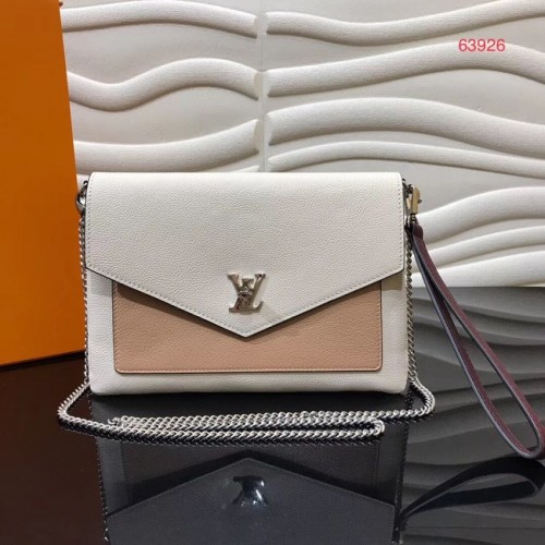 Чанта Louis Vuitton MYLOCKME с верижка M63926 бежова