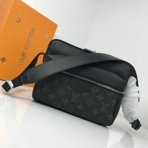 Чанта Louis Vuitton Monogram Canvas Messenger PM Black M43845