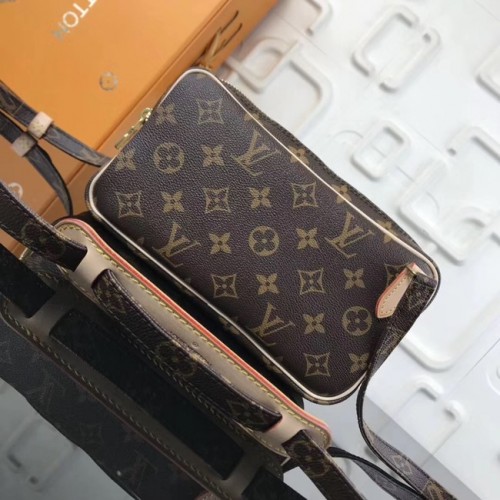 Чанта през рамо Louis Vuitton Monogram Canvas от оригинална кожа M51828