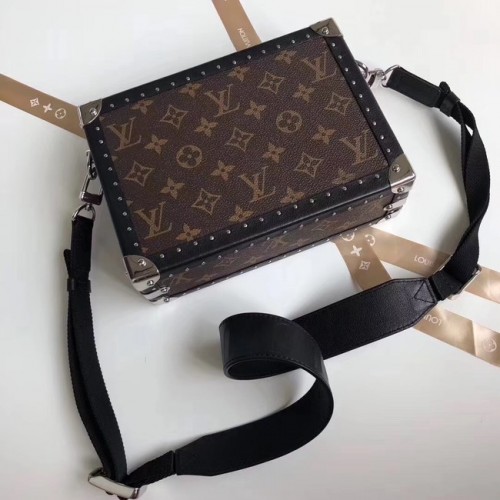 Чанта Louis Vuitton Monogram Canvas PETITE MALLE 20101