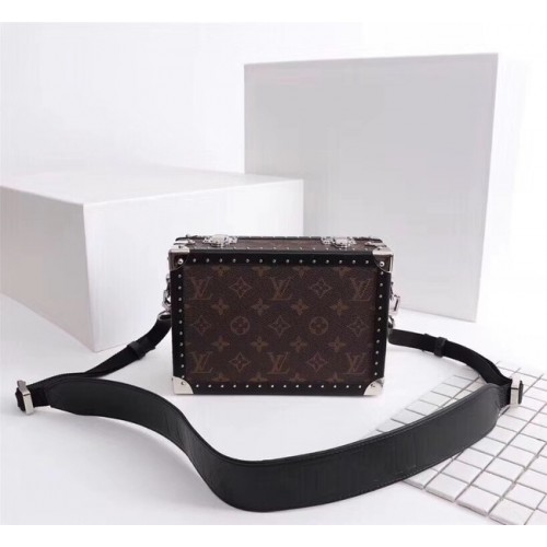 Louis Vuitton Monogram Canvas PETITE MALLE M20101