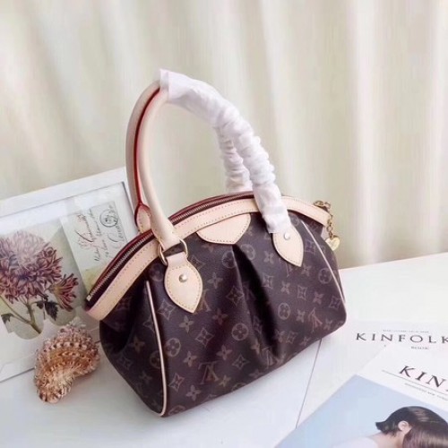 Чанта Louis Vuitton Monogram Canvas M40143