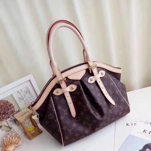 Чанта Louis Vuitton Monogram Canvas M40144