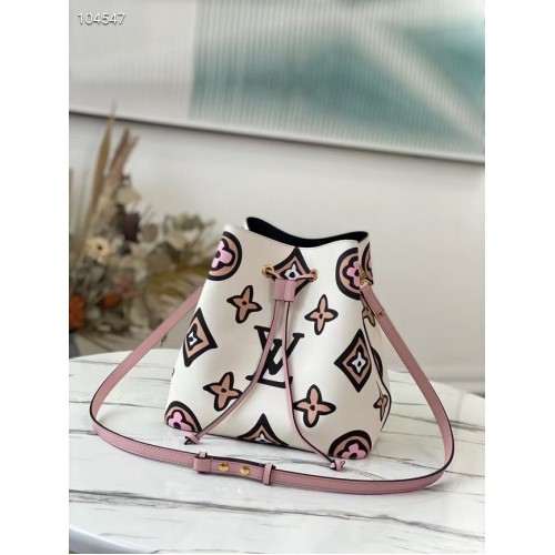 Чанта Louis Vuitton NEONOE MM M44821 бяла