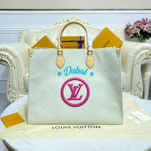 Louis Vuitton ONTHEGO GM M20815 розов