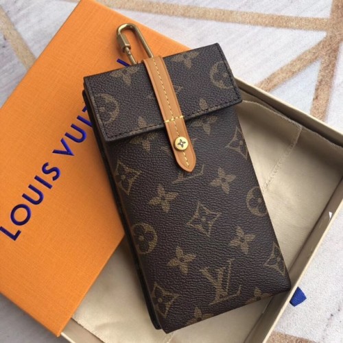 Оригинална чанта Louis Vuitton с монограмно платно M68523
