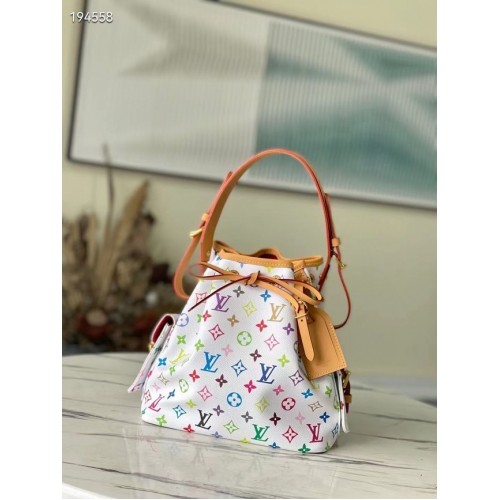 Louis Vuitton Оригинална чанта NEONOE M42229 бяла
