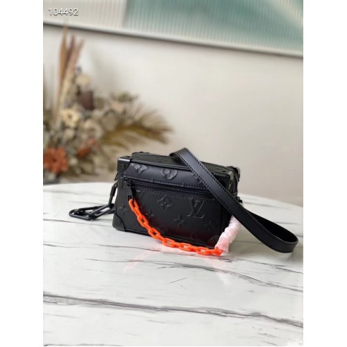 Чанта Louis Vuitton SOFT TRUNK M58903 черна