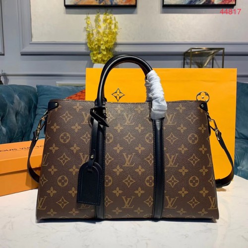 Чанта Louis Vuitton SOUFFLOT Medium M44817 черна