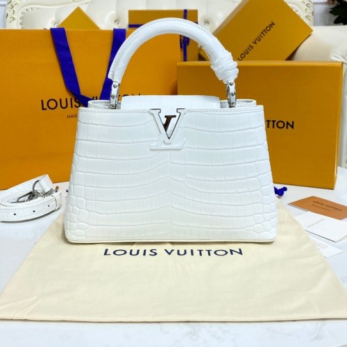 Чанта Louis Vuitton CAPUCINES от крокодилска кожа BB M81190 бяла