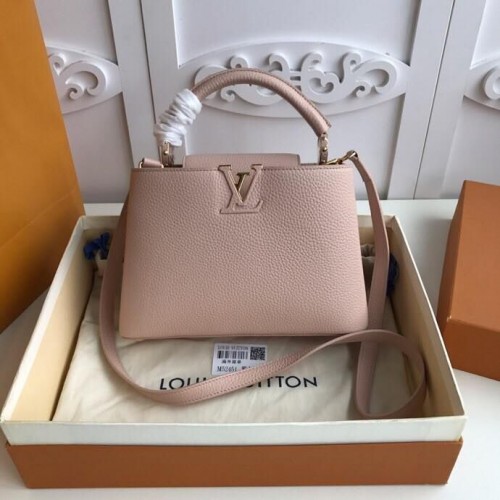 Оригинални елегантни чанти Louis Vuitton Capucines BB M94517 в цвят телешки цвят