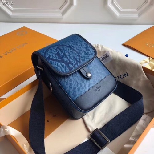 Чанта Louis Vuitton MESSENGER PM M53495 син