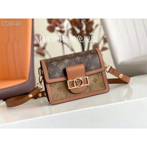 Чанта Louis Vuitton MINI DAUPHINE M44580