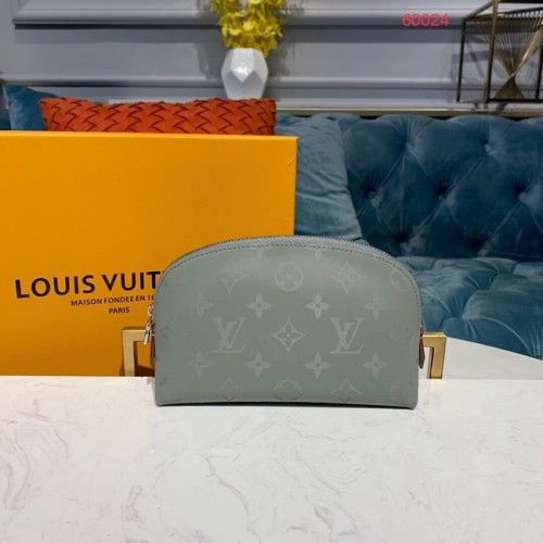Оригинална козметична чантичка Louis Vuitton PM M52030-1