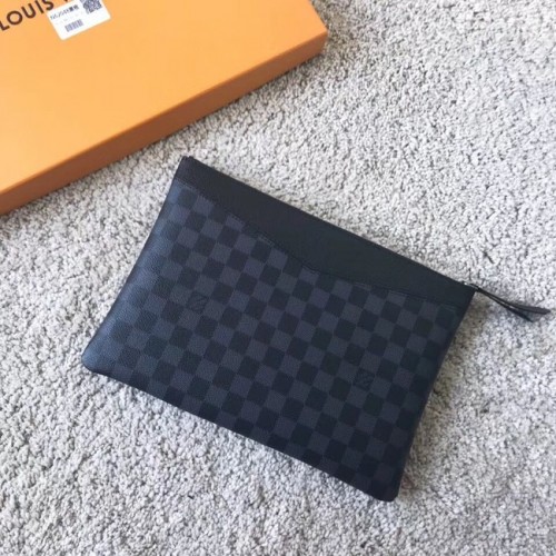 Оригинална чанта Louis Vuitton Damier Graphite Canvas DAILY POUCH M62048
