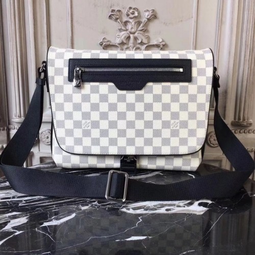 Оригинална чанта Louis Vuitton MATCHPOINT MESSENGER N40019
