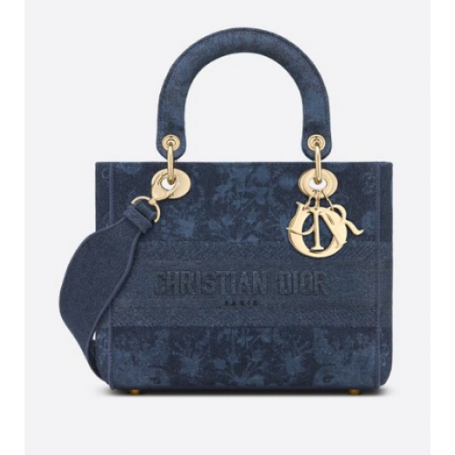 СРЕДНА ДАМСКА ЧАНТА D-LITE, Бродирана с деним, сини цветя Dior, M0565OJA